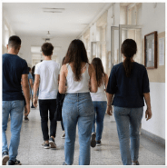 Cine beneficiază de premiile de până la 5.000 de lei propuse de Ministerul Educație